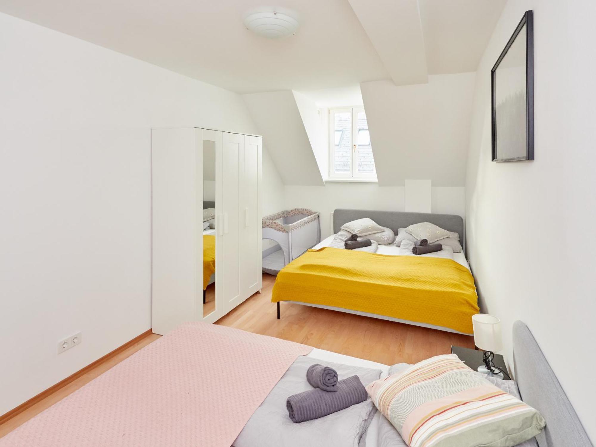 Central Apartment Kreuzgasse Вена Экстерьер фото